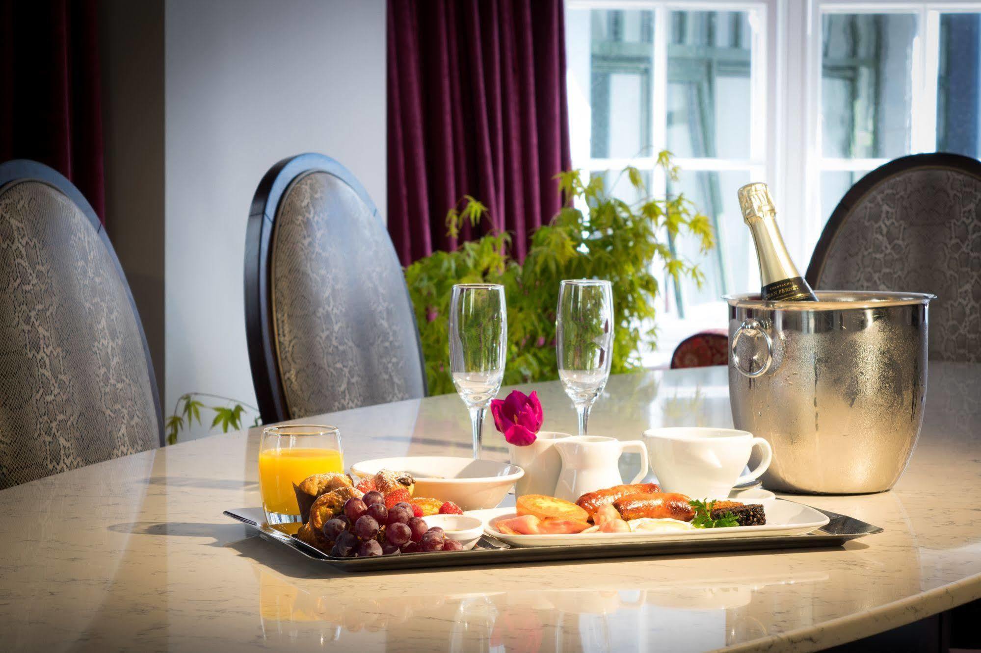 Talbot Hotel คอร์ก ภายนอก รูปภาพ